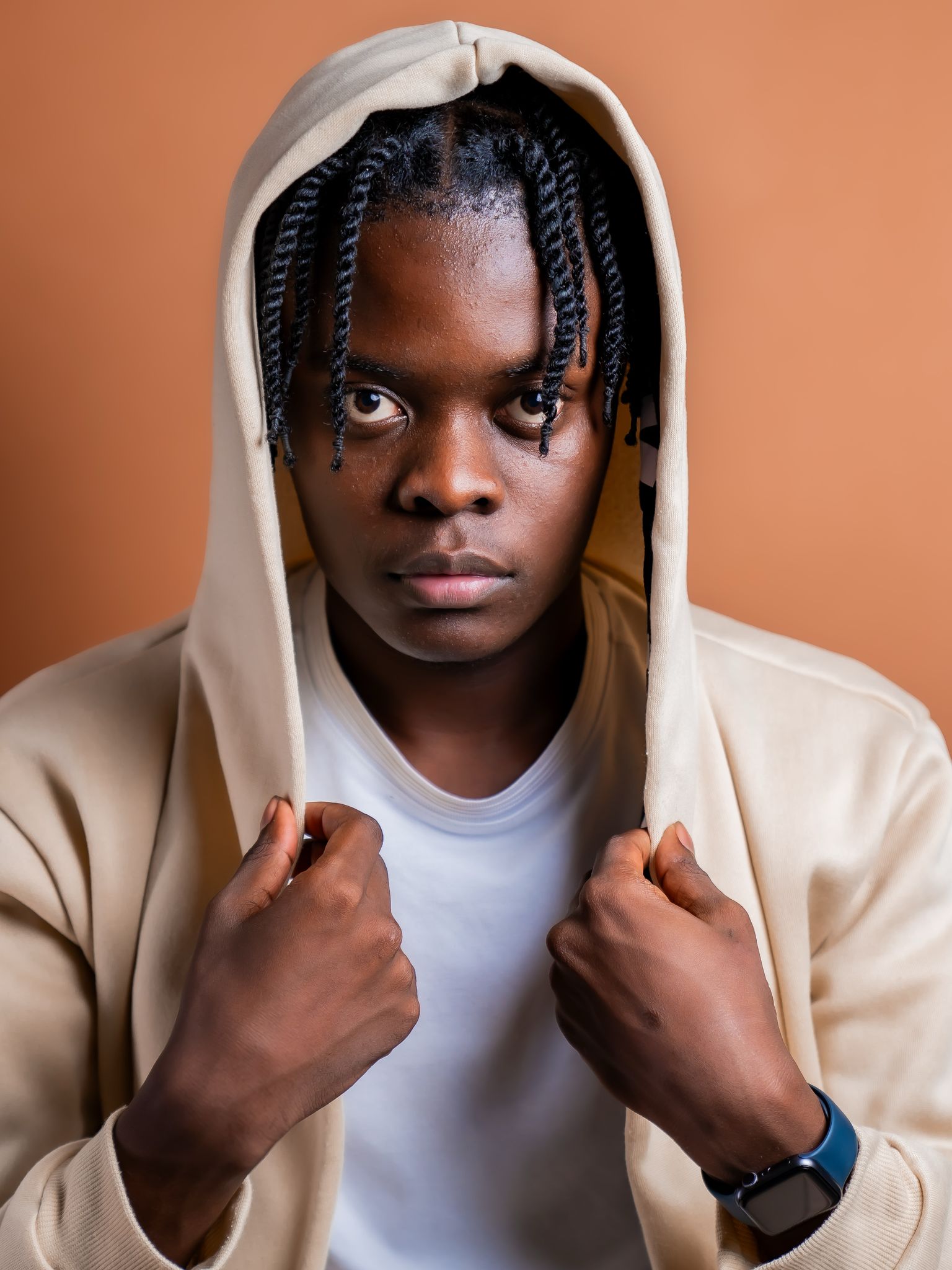 ZEEY in hoodie