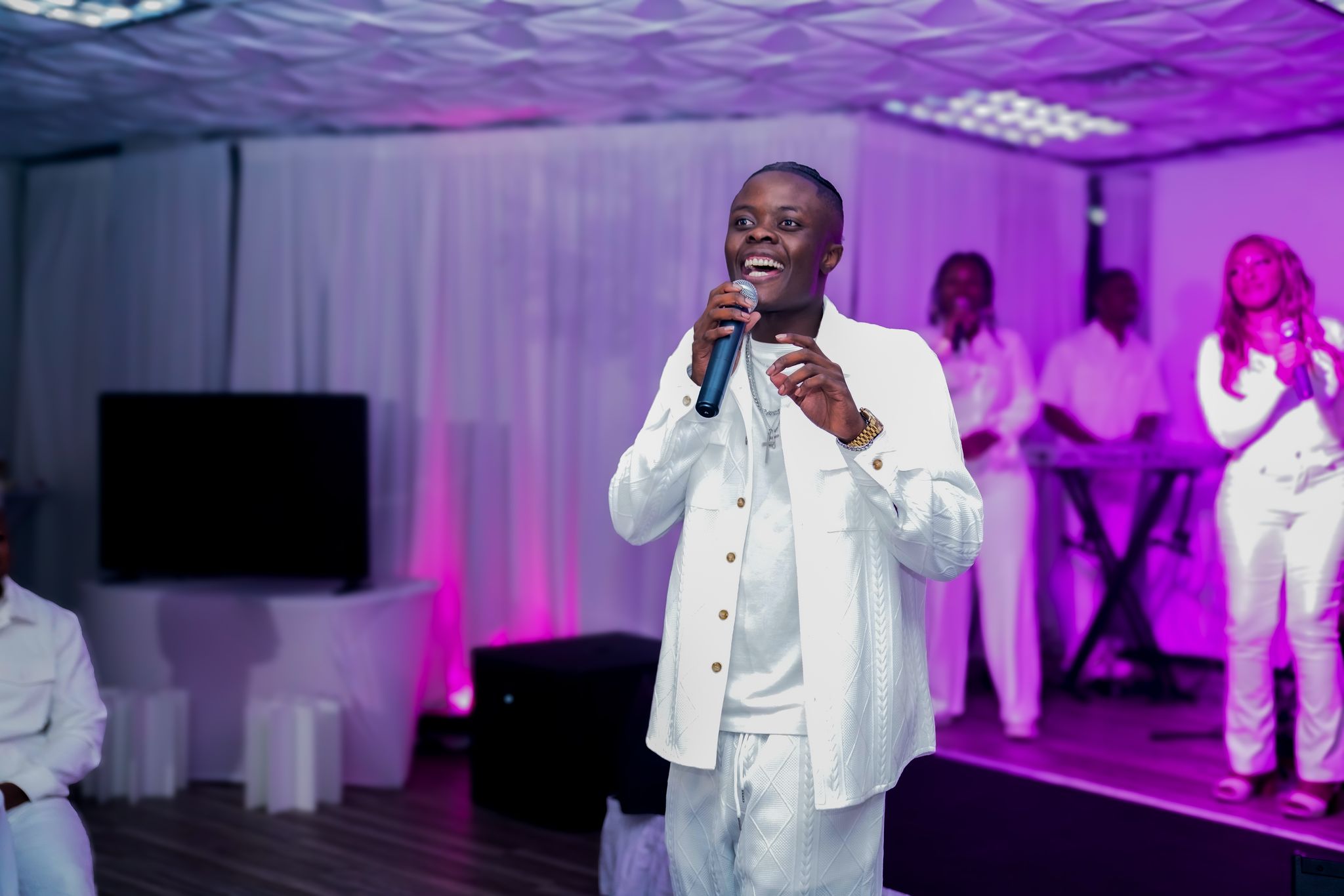 ZEEY Live Performance